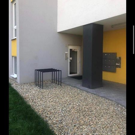 Foreta Bratislava Bagian luar foto